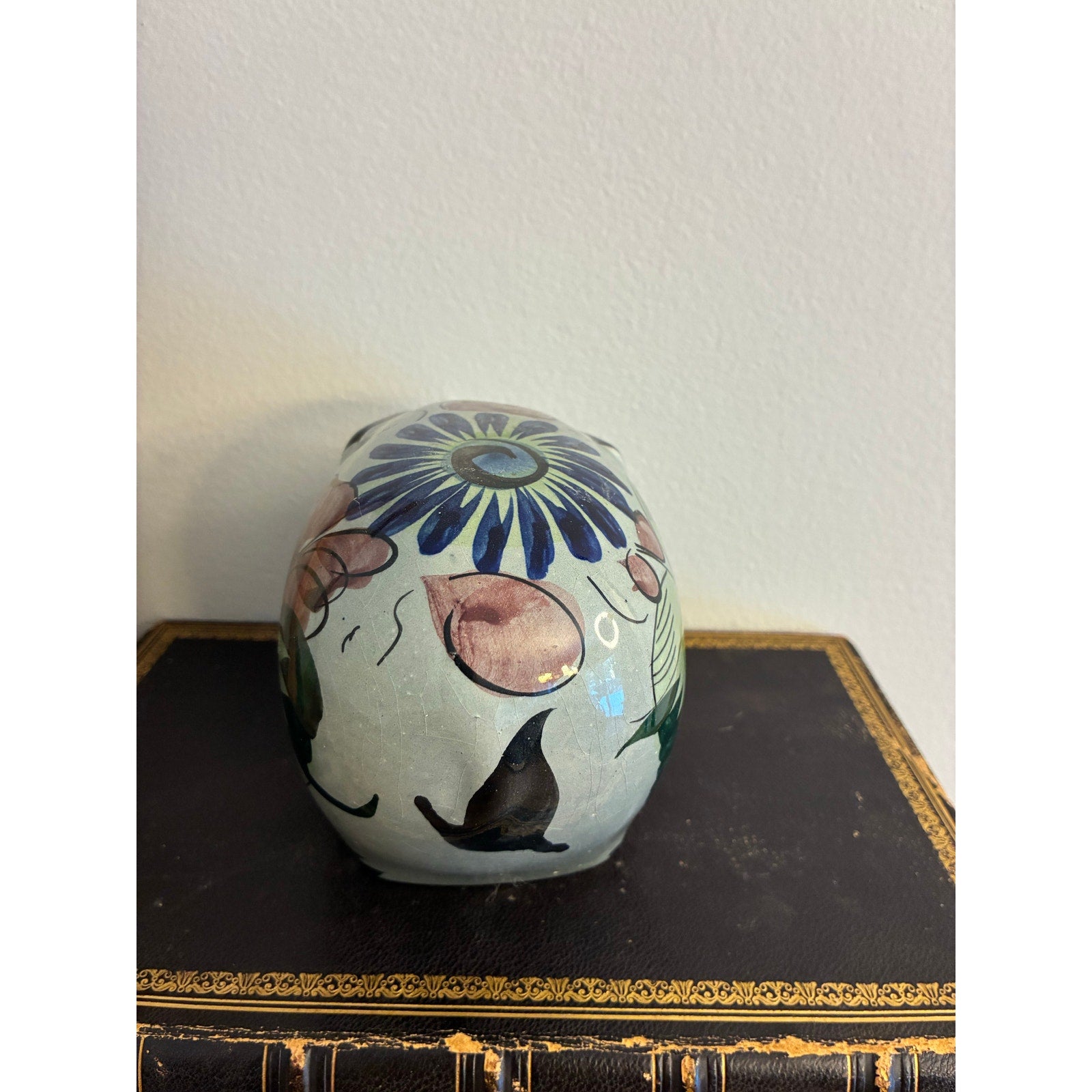 Vintage Hand-Painted Tonalá Mexican Ceramic Pig Figurine – Vibrant Floral Design