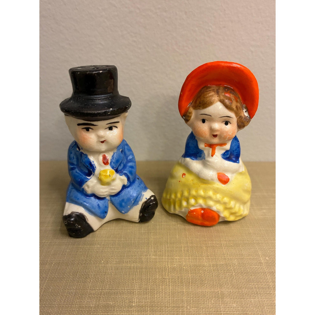 Vintage Made in Japan Couple Salt & Pepper Shakers