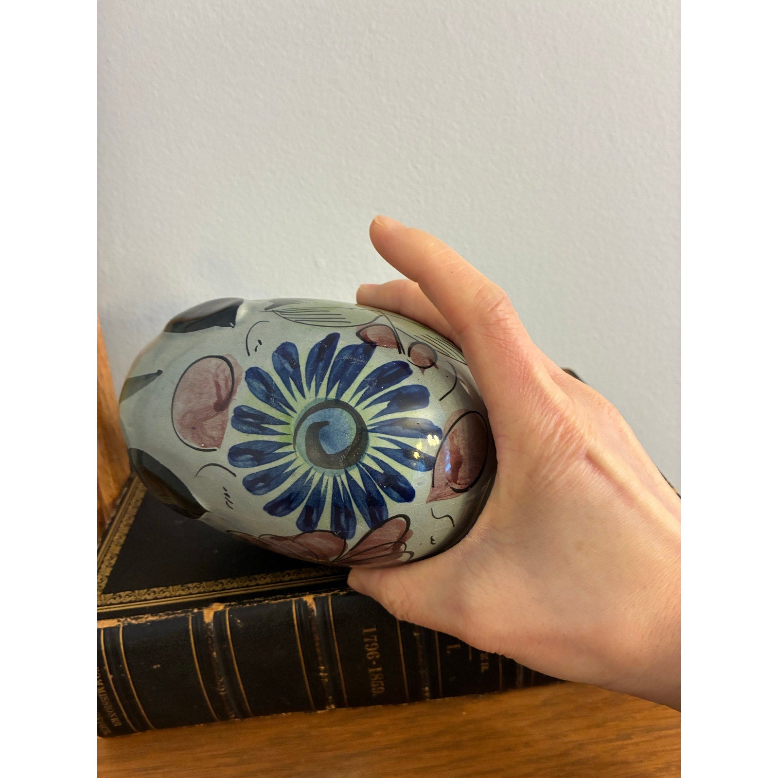 Vintage Hand-Painted Tonalá Mexican Ceramic Pig Figurine – Vibrant Floral Design